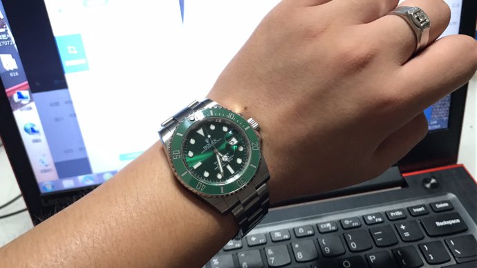Rolex Submariner copy watches for sale are worth such heat.